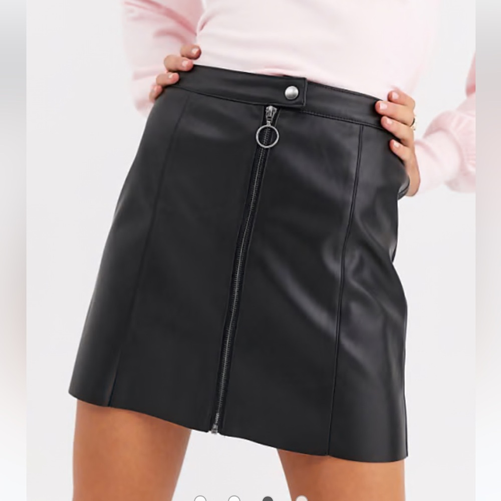 ASOS - Zip Faux Leather Mini Skirt - Black - size 8